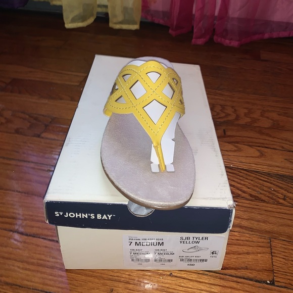 Tyler Yellow - Picture 2 of 3